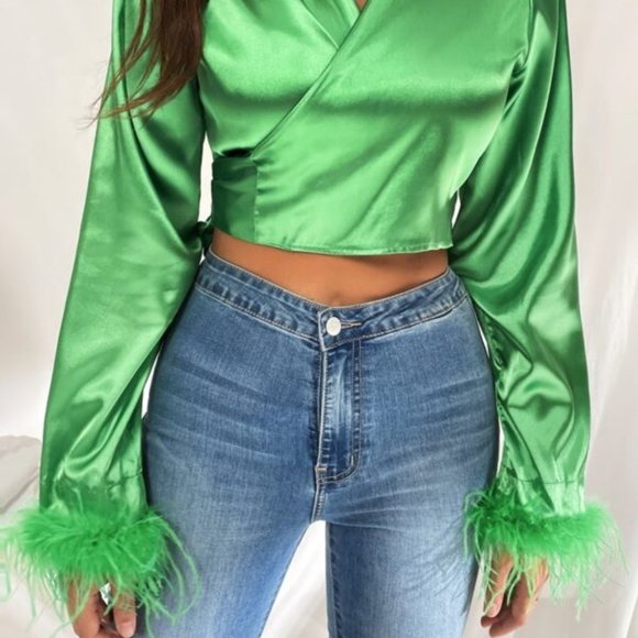 GREEN Statement Maker Fuzzy feather Cuff Blouse - Picture 5 of 9